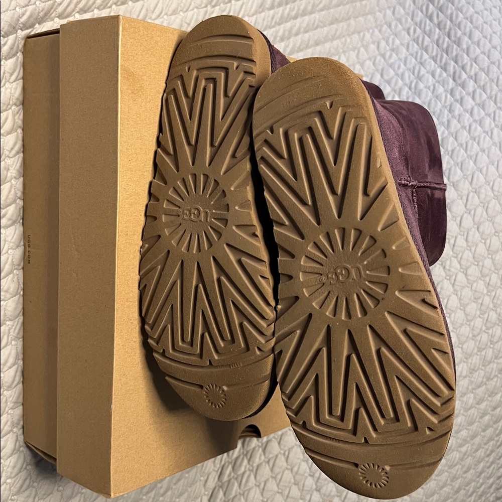 UGG Women's Classic Short II in Port (Rich Plum/purple) - Picture 8 of 9